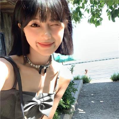 坠雪少女
